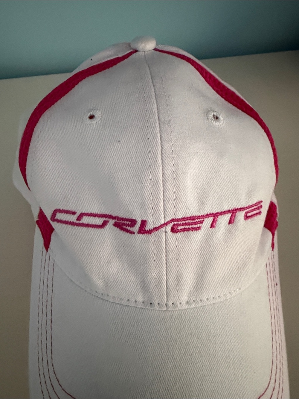 Ladies White and Pink Corvette cap - Picture 5 of 5